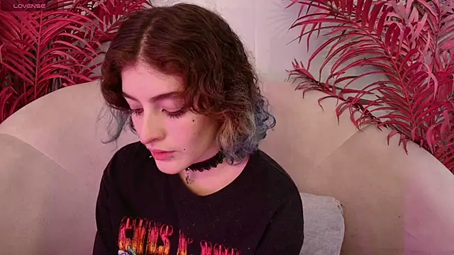 EvaHalsey online show from January 14, 8:36 pm