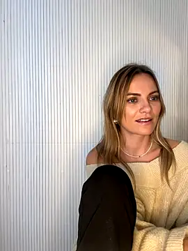 Milla  one online show from December 1, 12:09 pm