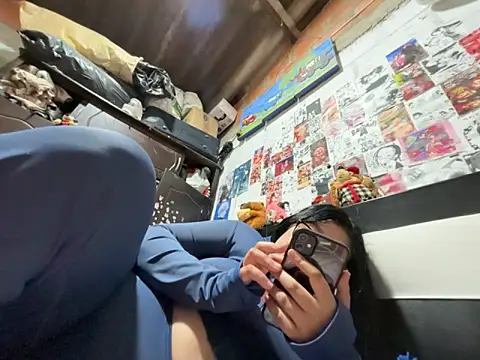 violeta 818 online show from April 23, 2:30 am