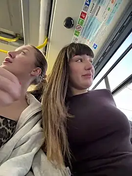 Sophie Avory online show from April 23, 5:15 pm