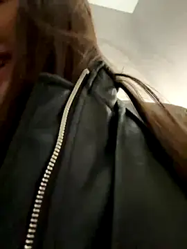 Sophie Avory online show from October 15, 7:38 pm