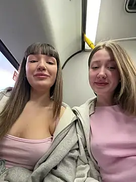 Sophie Avory online show from April 22, 4:48 pm