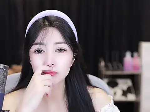 Nuyoah-77 online show from September 14, 5:11 pm