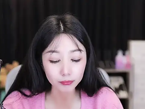 Nuyoah-77 online show from September 10, 4:51 pm