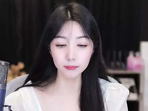 Nuyoah-77 online show from September 17, 5:22 pm