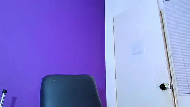 Mia Rinn online show from March 9, 4:32 pm