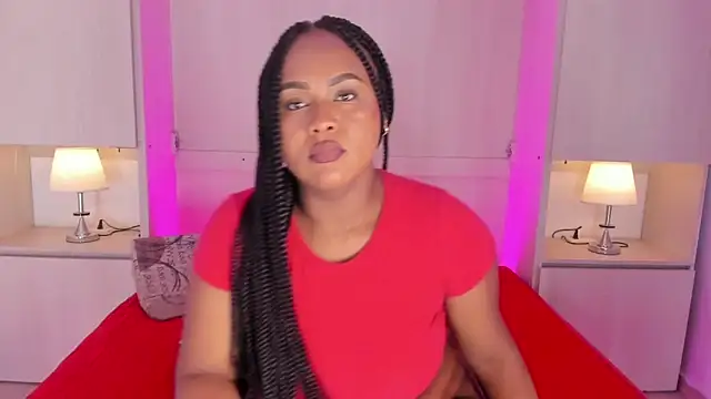 EmilyyStuart online show from April 14, 3:39 am