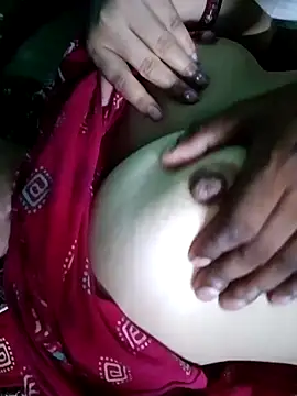 Snapshot of Lustyful_Couple chatting on September 10, 10:32 pm Lustyful Couple online show from September 10, 10:32 pm