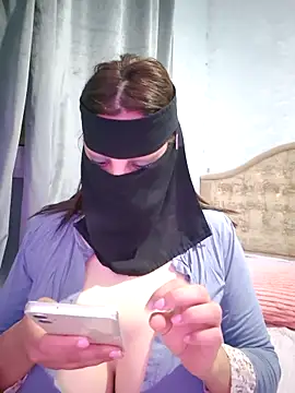  arabica  online show from April 22, 5:10 pm