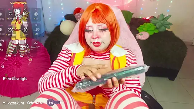 MilkyXSakura online show from November 23, 4:48 am