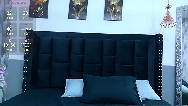 petitelittleebony online show from February 20, 2:21 am