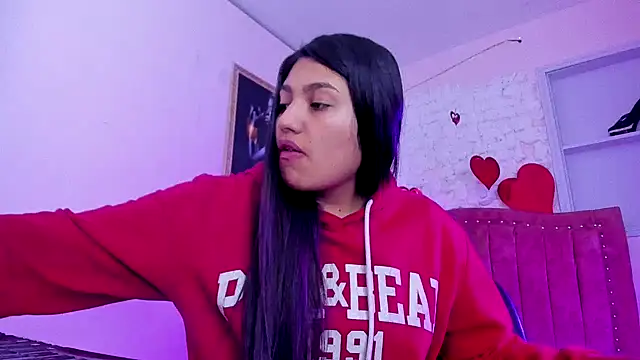 SarahStones online show from October 11, 4:06 am