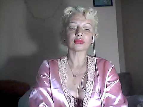 MaryJane441 online show from April 24, 8:22 pm