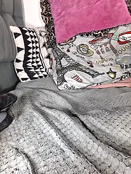 VickyPonce online show from April 23, 2:52 am