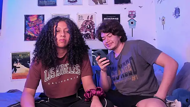 hothoneychile online show from April 24, 4:15 am