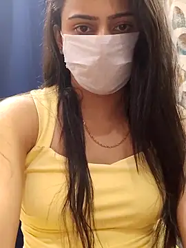 Ivymybae online show from April 25, 4:59 pm