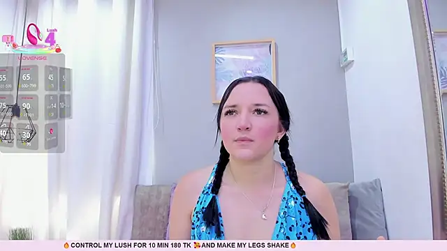 Snapshot of _EmilyJireh_ chatting on October 7, 7:29 pm EmilyJireh online show from October 7, 7:29 pm