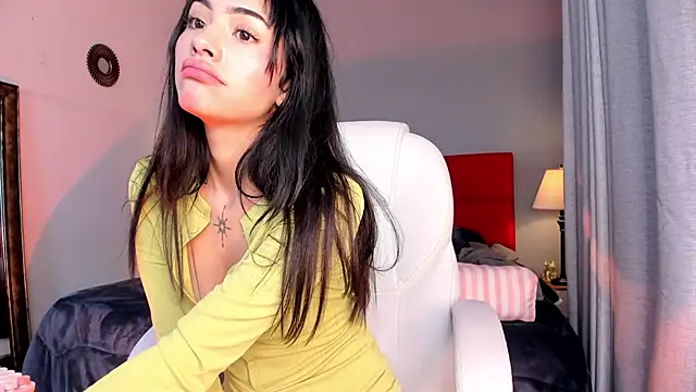 Giovanna oliveira online show from April 21, 5:03 am