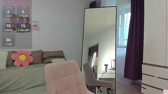  cometoseeme  online show from July 12, 4:30 pm