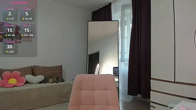  cometoseeme  online show from August 1, 3:36 pm