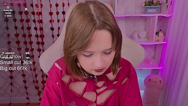 Mary uw online show from February 7, 8:07 am