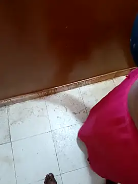 juhi06 online show from February 28, 11:20 am