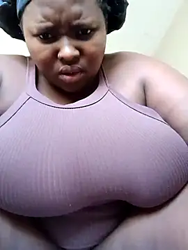 queenxdede online show from February 17, 4:06 pm