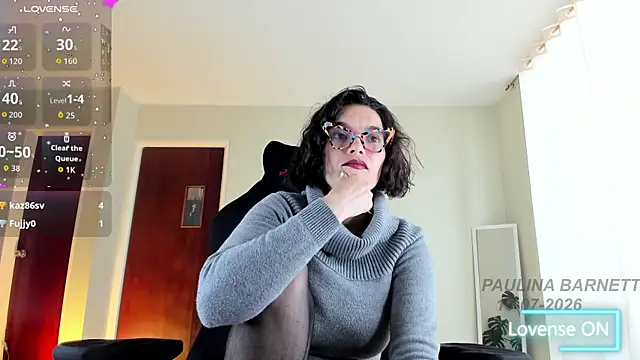 paulinabarnett- online show from July 15, 3:39 pm