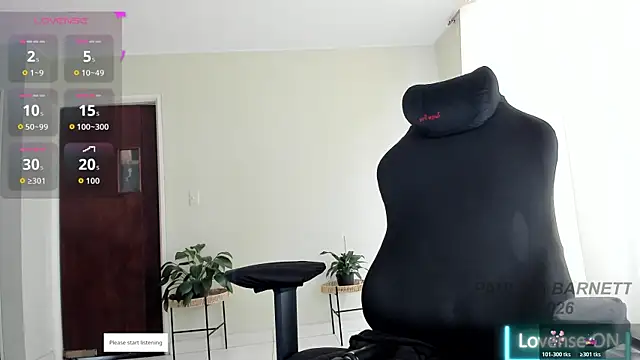 paulinabarnett- online show from July 29, 6:19 pm