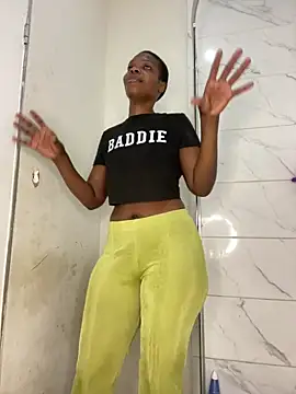 Cocowett online show from December 18, 6:07 am