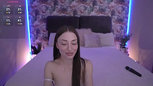 Alice Arwen online show from April 27, 1:52 pm