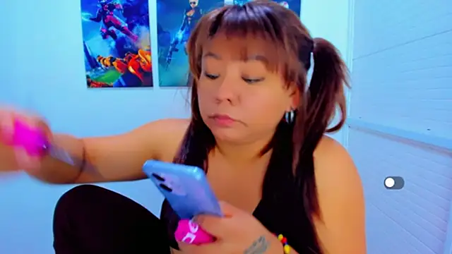 victoria love89 online show from April 25, 2:58 am