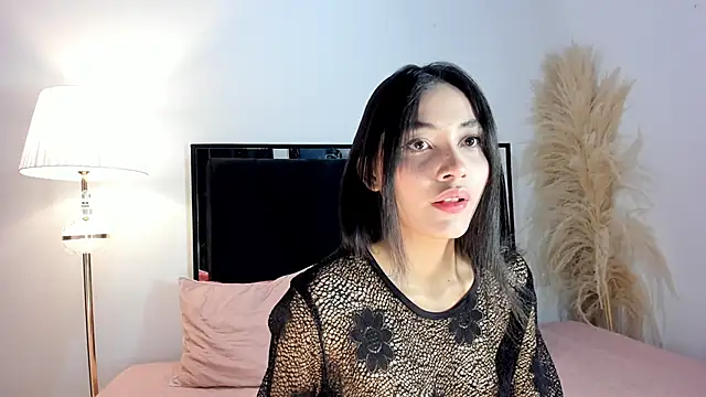 lilithTeen1  online show from April 25, 9:12 pm