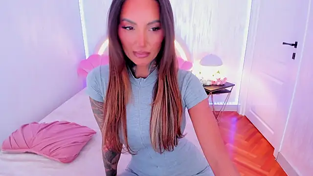 NatalyThorn88 online show from April 23, 5:59 am