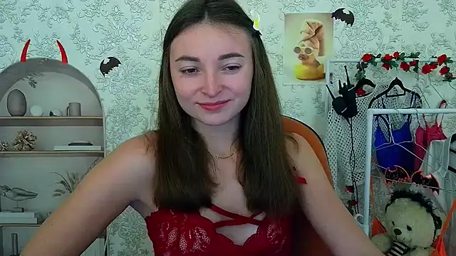  Barbie Kiss  online show from October 25, 2:25 pm