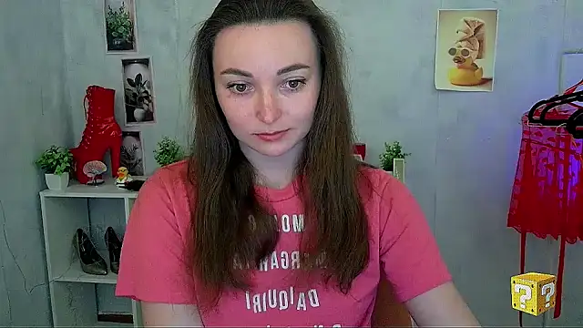  Barbie Kiss  online show from April 25, 1:41 pm