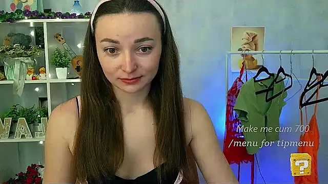  Barbie Kiss  online show from April 4, 1:54 pm