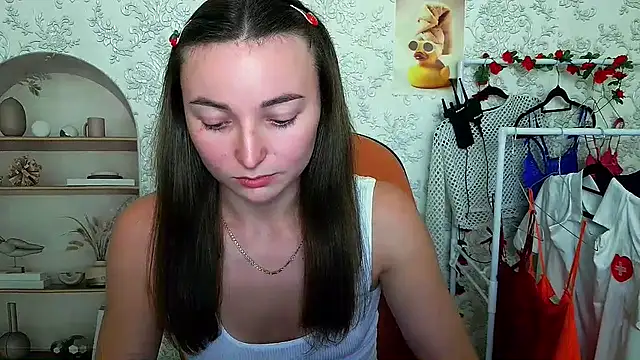  Barbie Kiss  online show from October 9, 2:43 pm