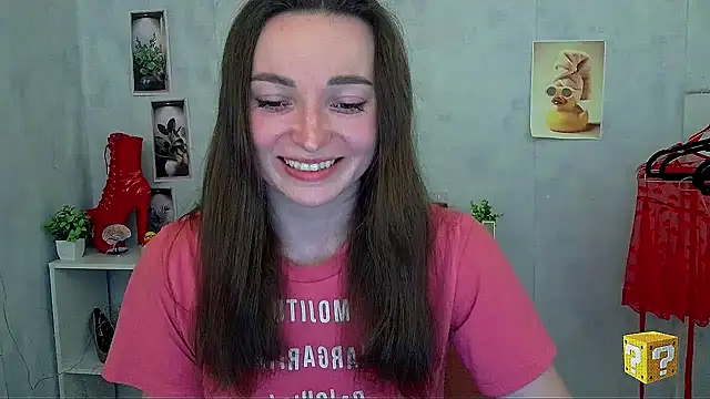  Barbie Kiss  online show from April 26, 1:42 pm