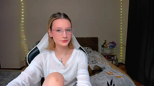 DearLia online show from November 30, 9:19 pm