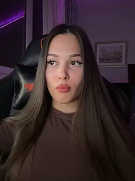 EricaWalls online show from November 23, 10:11 pm