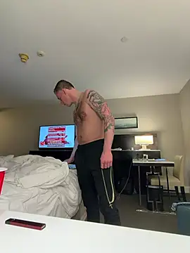 PeytonJohnn online show from March 19, 8:07 am