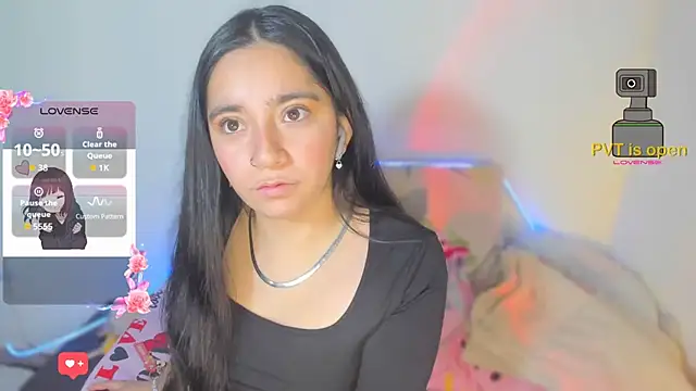 litle mily  online show from November 15, 9:16 pm