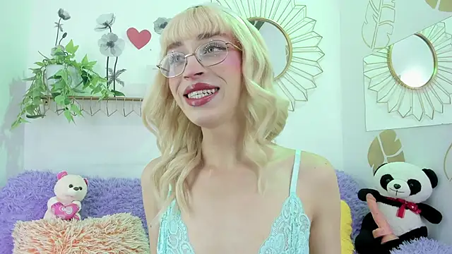 Ariadna Evangeline online show from September 9, 6:24 am