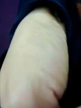 L ucy1 online show from December 5, 6:42 pm