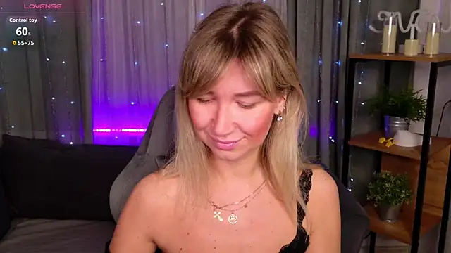 MilaBott online show from March 25, 7:28 pm