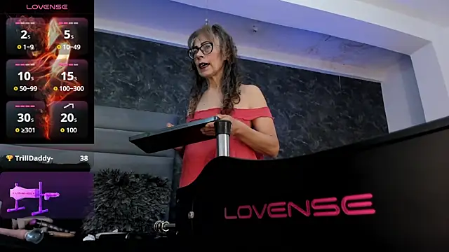 Bella Evans  online show from February 8, 11:58 am