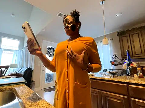 wynterheat online show from November 19, 10:21 pm