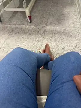 Mannusafadinha online show from February 26, 3:55 pm