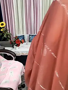 Cute-Raashii online show from April 26, 11:24 pm